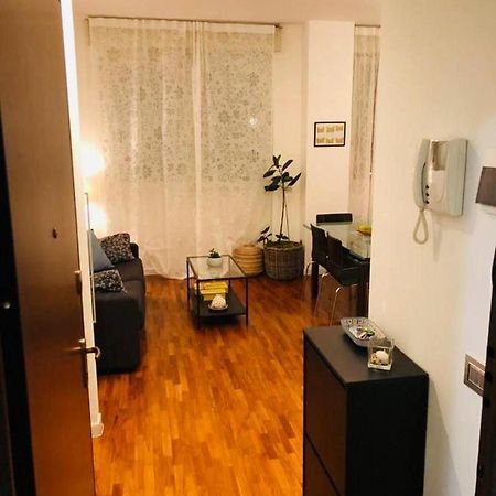 Portavenezia49 - Appartamento Milano Porta Venezia Con Jacuzzi Milánó Kültér fotó